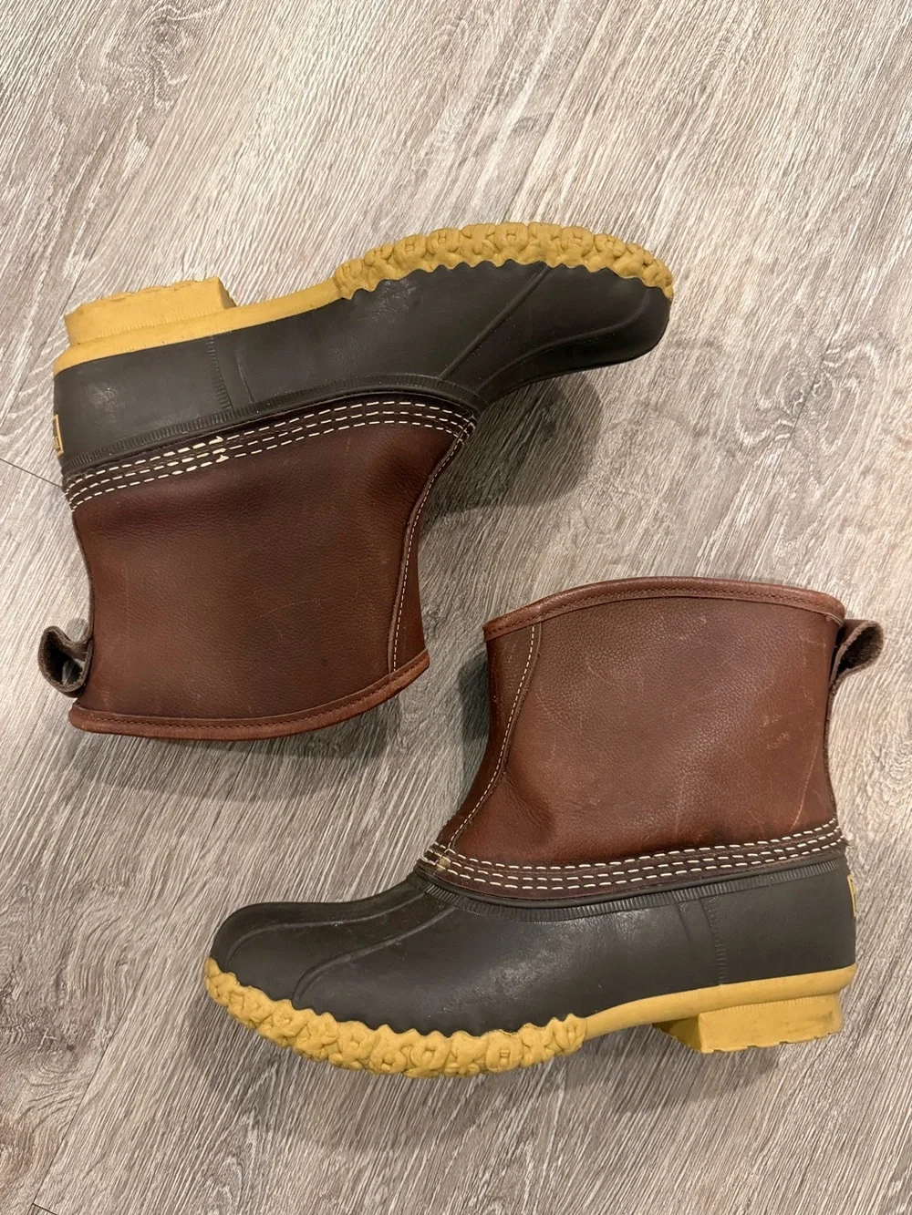 LL Bean Shearing Lined Lounger Boots, size M7/W8.5